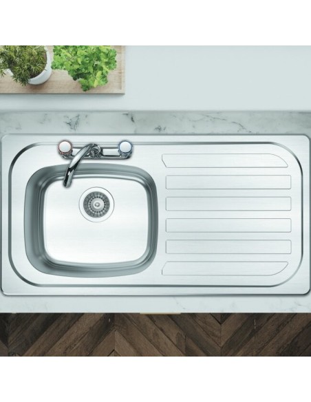 Évier Clearwater En Inox À Cuve Unique Avec Deux Trous Pour Robinet
