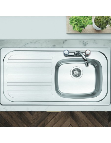 Évier Clearwater En Inox À Cuve Unique Avec Deux Trous Pour Robinet